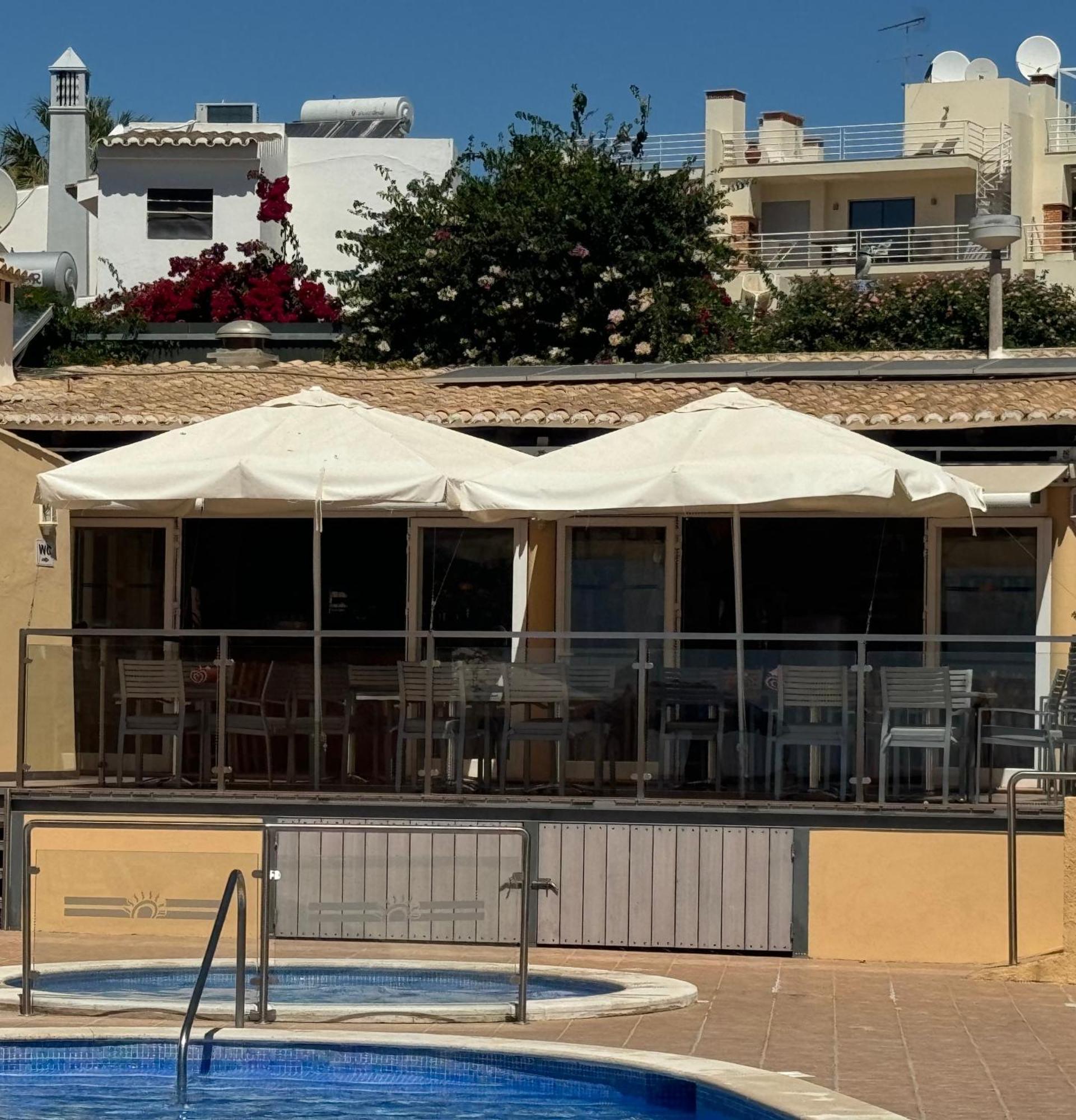 Apartamentos Do Parque Albufeira Exteriér fotografie